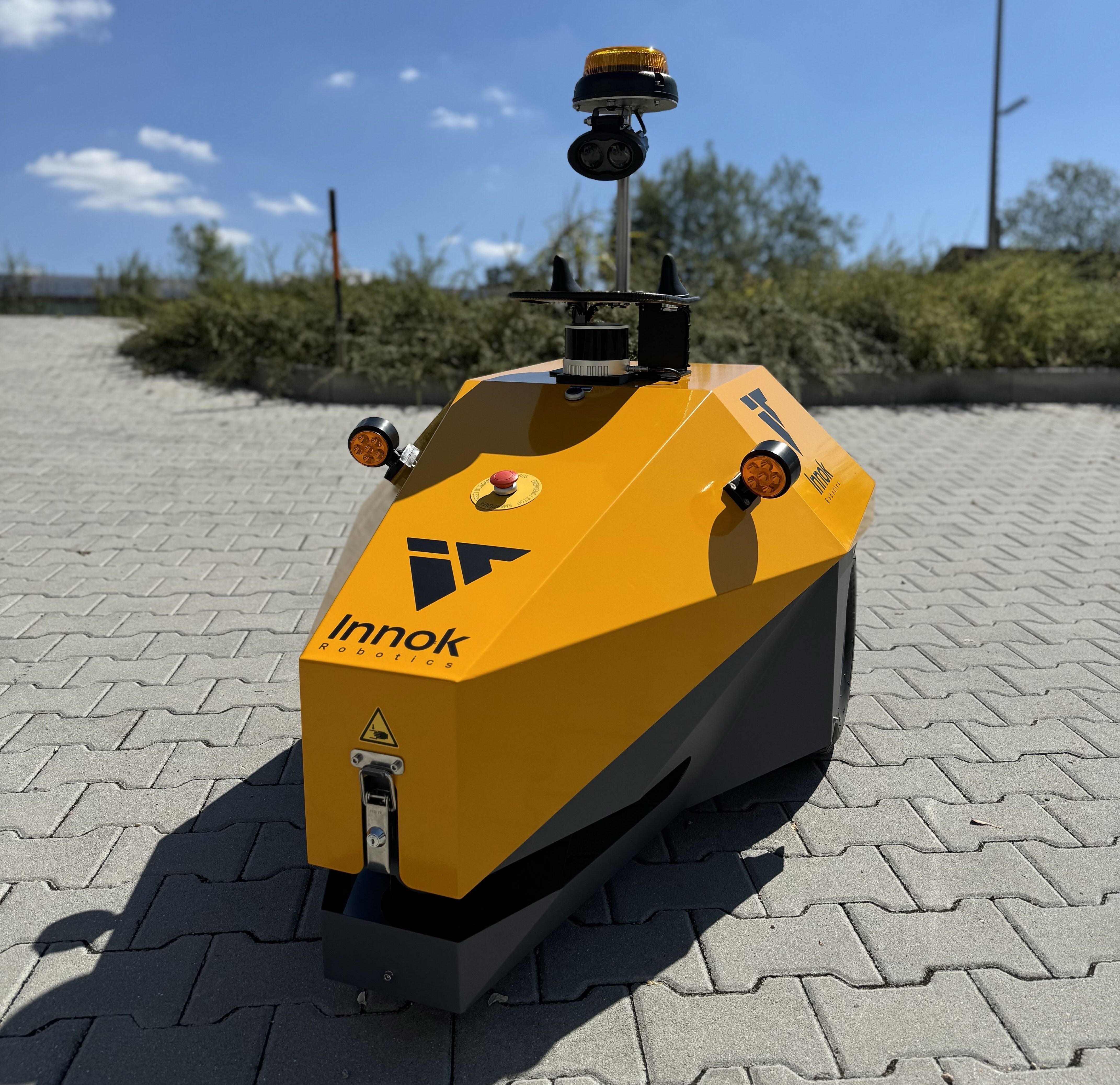 Markgraf is the first construction company to use the INDUROS transport robot from Innok Robotics